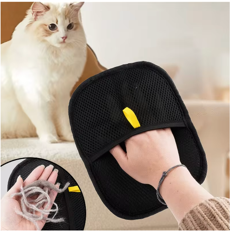Magic Pet Fur Mitt